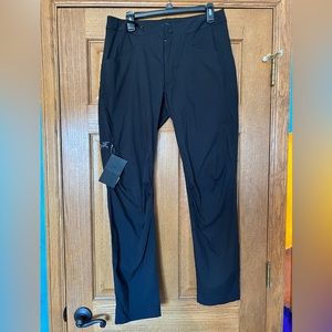 Acteryx Men’s Konseal Hiking Pants 32” BRAND NEW